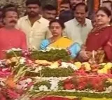 Nara Bhuvaneswari Tributes To His Father NTR On His Death Anniversary