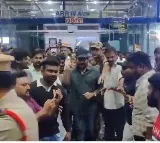 Chiranjeevi arrives Vizag