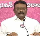 Dasoju Sravan fires at Revanth Reddy
