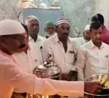 Hindus, Muslims together offer special prayers in K’taka