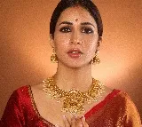 Ayodhya born Lavanya Tripathi dons Ram Parivar Jewellery On Ram Mandir Pran Pratishta