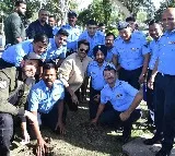 Hrithik, Anil Kapoor visit Pune Air Force Station
