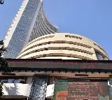 Sensex looses more than 1000 points