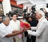 Guv Khan reads last paragraph of his address and leaves Kerala Assembly
