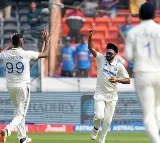 England lost 3 wicketes in just 5 runs span