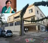 Sasikala housewarming at Poes Garden in Chennai