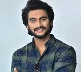 గేమ్ ఆన్ తో కొత్త గేమ్ వరల్డ్ లోకి వెళ్లిపోతారు : గీతానంద్