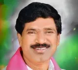 Setback to BRS as former Deputy CM Rajaiah quits party