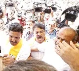 BJP protest in K'taka to counter Cong's 'Chalo Delhi', 30 detained