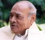 Chandrababu tweets on Bharataratna for PV Narasimha Rao