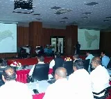 Telangana Cong holds presentation on irrigation projects for its MLAs