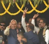 Nitish Kumar wins floor test in bihar floor test