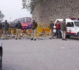 Farmers protest: Delhi borders sealed, traffic advisory issued for commuters