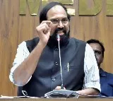 Uttam Kumar Reddy Points to corruption behind Medigadda sinking, Annaram leakage