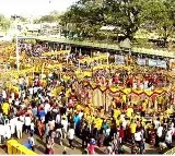 Huge number of devotees rushes to Medaram Jathara