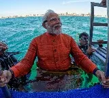 PM Narendra Modi enjoys scuba diving, offers prayers at submerged city of Dwarka