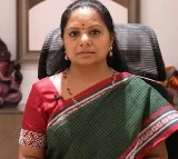 Kavitha meets KCR in farm house amid CBI notices