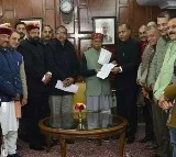 Unpredictable political crisis in Himachal Pradesh as BJP leaders met the state governor