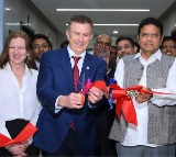 హైదరాబాద్‌లో నూతనంగా విస్తరించిన మెడ్‌ట్రానిక్ ఇంజినీరింగ్ & ఇన్నోవేషన్ సెంటర్‌ను ప్రారంభించిన మంత్రి  శ్రీ డి. శ్రీధర్ బాబు