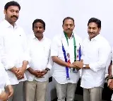 SV Satish Kumar Reddy joins YSRCP