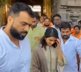Samantha visits Tirumala Srivari Temple