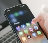 Meta services like Facebook and Instagram downs for a while
