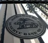 RBI issues new order on credit cards to give customers more choice
