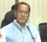 Komatireddy says kcr is not ready to face revanth reddy