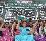 T'gana: Kavitha leads protest to seek withdrawal of Government Order on women's quota