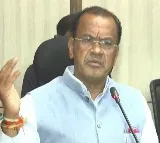 Komatireddy promises to interest free loans to women
