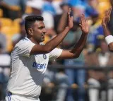 England lost 4 wickets in second innings