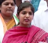 MLA Yashaswini Reddy blames kavitha for raising go number 3