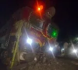 Locomotive of passenger train derails in Andhra, no passenger injured