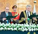 Zardari takes oath as pak president