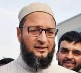 Owaisi on Arun Goel resignation