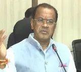 Komatireddy Venkat Reddy hot comments on kcr