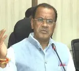 Minister Komatireddy says only four leaders will remain in brs