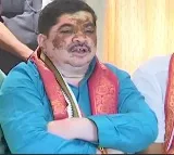 Minister Ponnam Prabhakar faults kcr comments on kaleswaram
