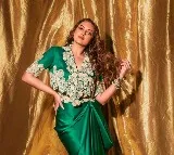 Sonakshi drops new pix of her 'envy' role Fareedan from 'Heeramandi'