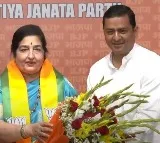 Lok Sabha polls: Famous singer Anuradha Paudwal joins BJP