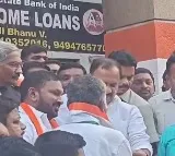 Pasunoori Dayakar joins congress