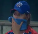 Viral Video of Meg Lanning Spotted in Tears After Delhi Capitals lose to Royal Challengers Bangalore in WPL 2024 Final
