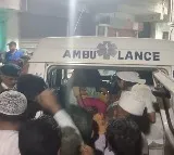 2 killed and several injured as underconstruction building collapses in Kolkata
