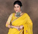 Singer Mangli reacts on accident news