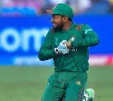 Mushfiqur Rahim ruled out of Sri Lanka Tests with thumb injury