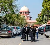 Central govt gets relief in Supreme Court over new election commissioner appointment