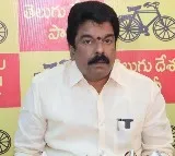 Bonda Uma reveals an intelligence constable enters into Chandrababu meeting