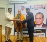 శిక్ష‌ణార్థుల‌కు యూపీఎస్సీ మాజీ ఛైర్మ‌న్ ప్రొఫెస‌ర్ డీపీ అగ‌ర్వాల్ సూచ‌న