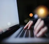 Man cheats woman pretext of US career