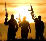 4 insurgents killed in attack at navy station in Pakistan
